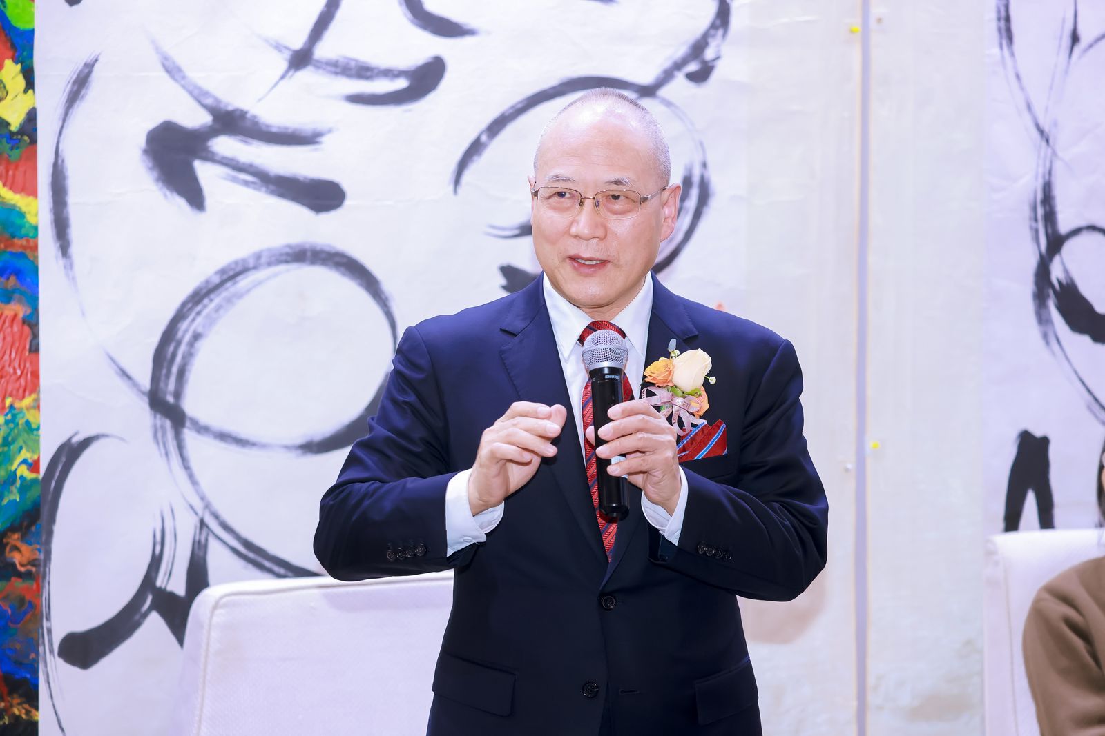 “文化思KAIYUN网页 开云com想统摄医学科技人文艺术融合血管外科”医学人文研讨会-生命然象·景在平爱心书画艺术展亮相东莞(图6)