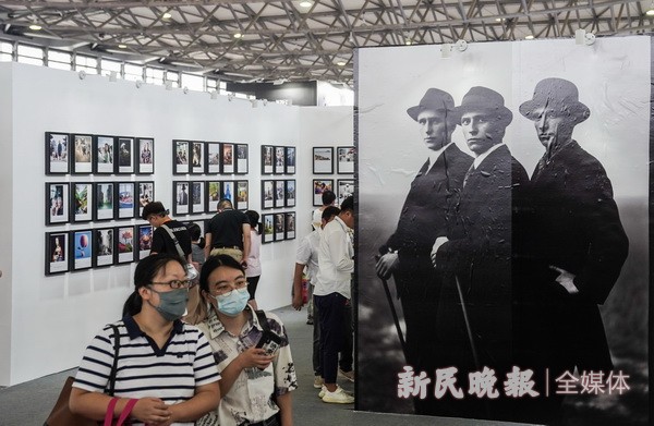 回眸2023 新kaiyun网站民晚报年终图集①：“AI”生活(图6)