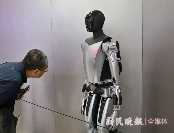 回眸2023 新kaiyun网站民晚报年终图集①：“AI”生活(图18)